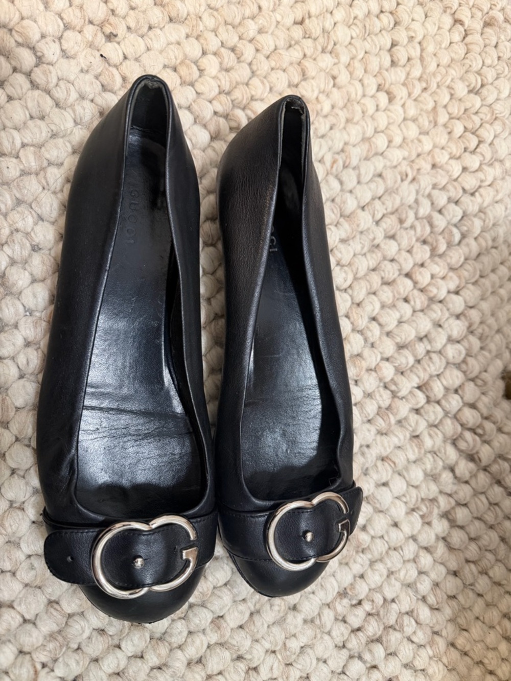 Gucci Black Leather Ballet Flats with Silver Interlocking G Accent